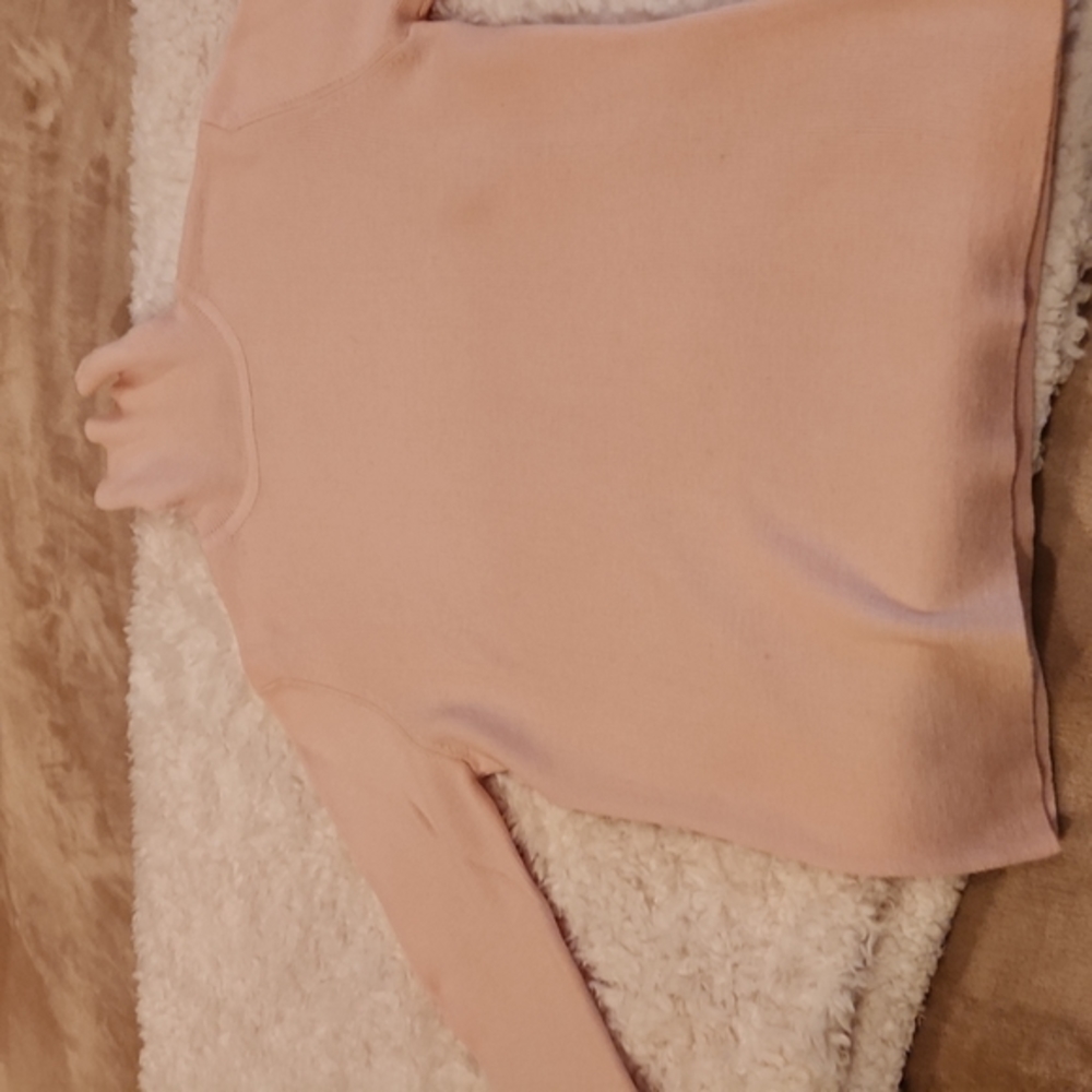 💓 Beautiful Ann Taylor turtleneck sweater.